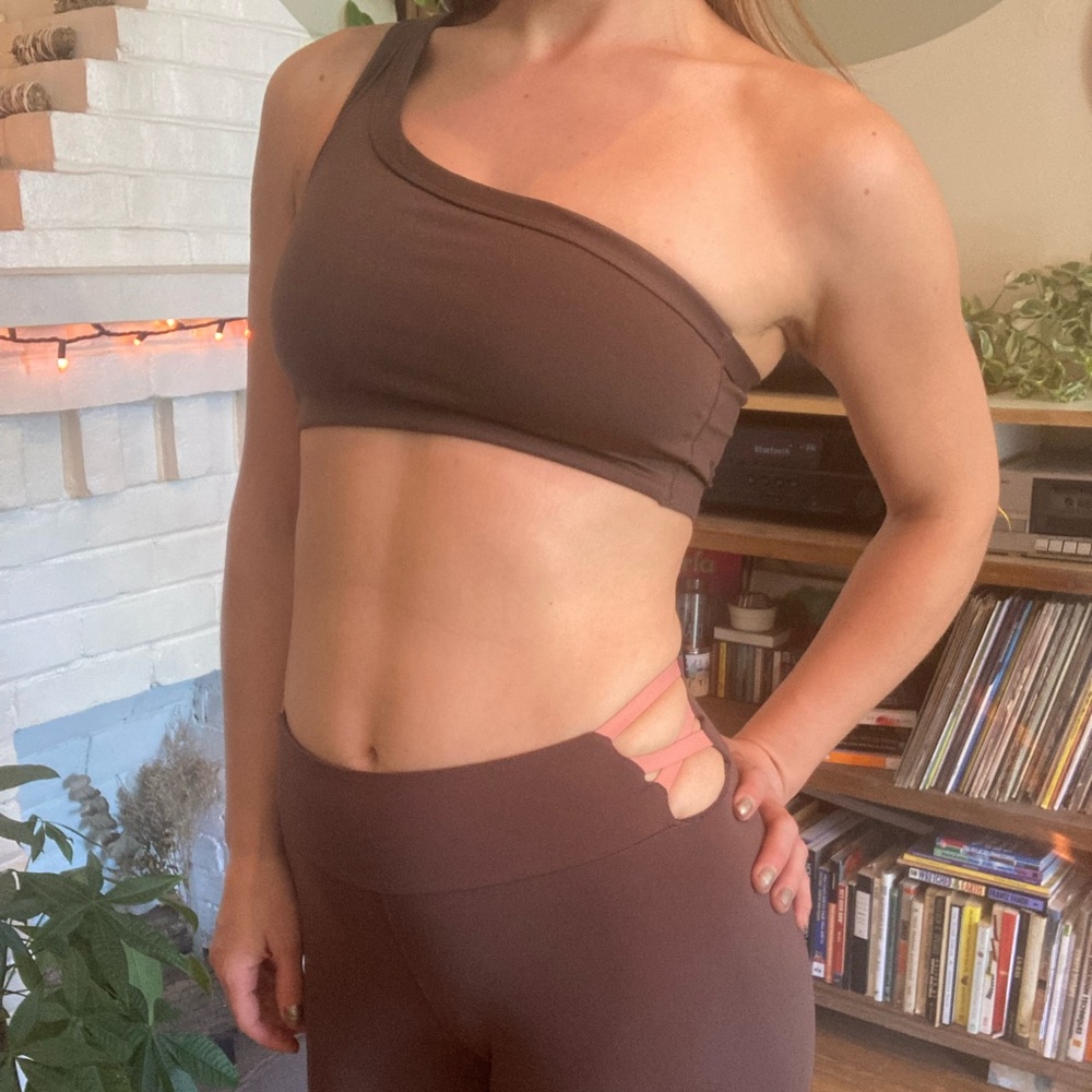 ‘MUSES ONLY’ set